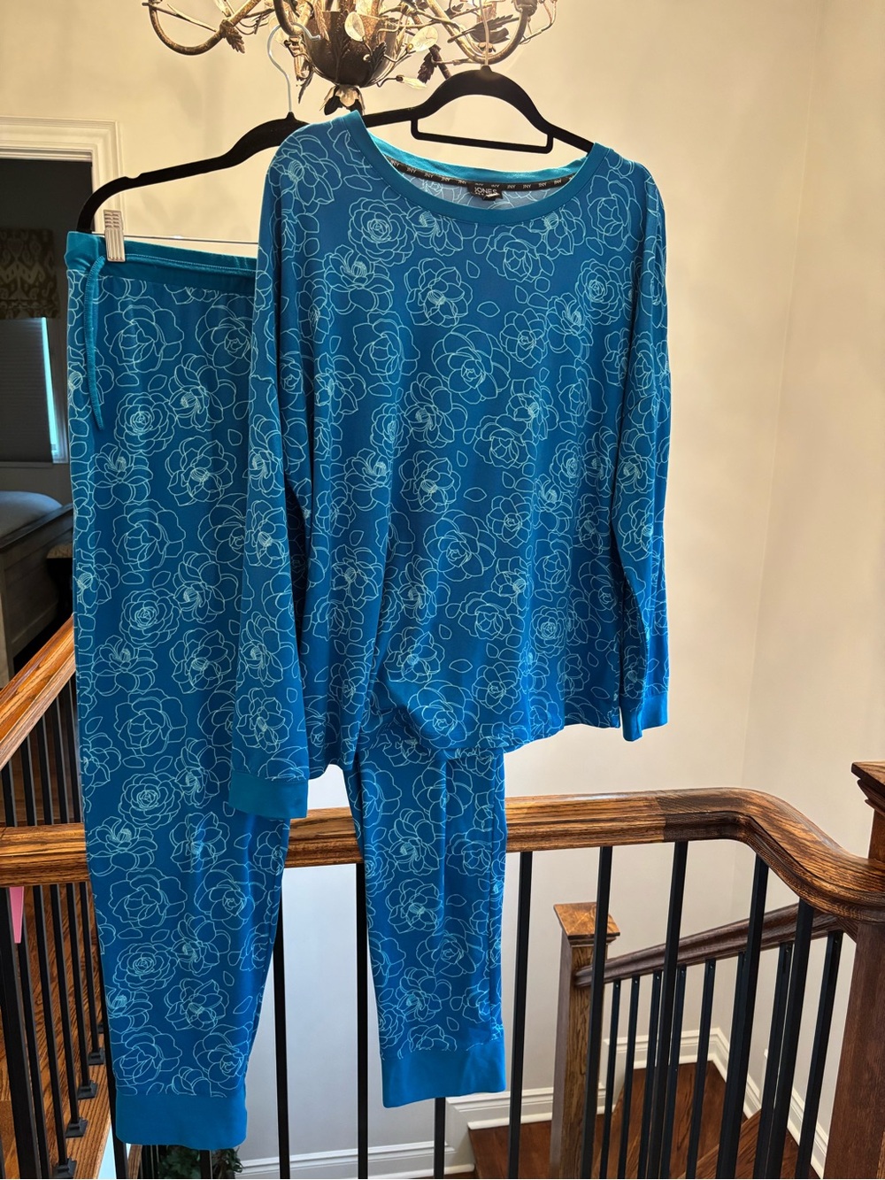 Jones New York Teal Blue Floral Pajama Set